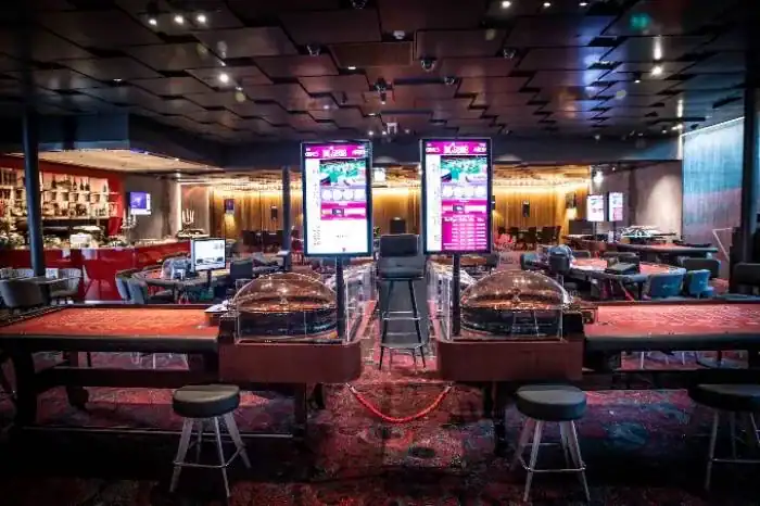 Salle de machines à sous du Casino Lugano, le plus grand parc de slots de Suisse